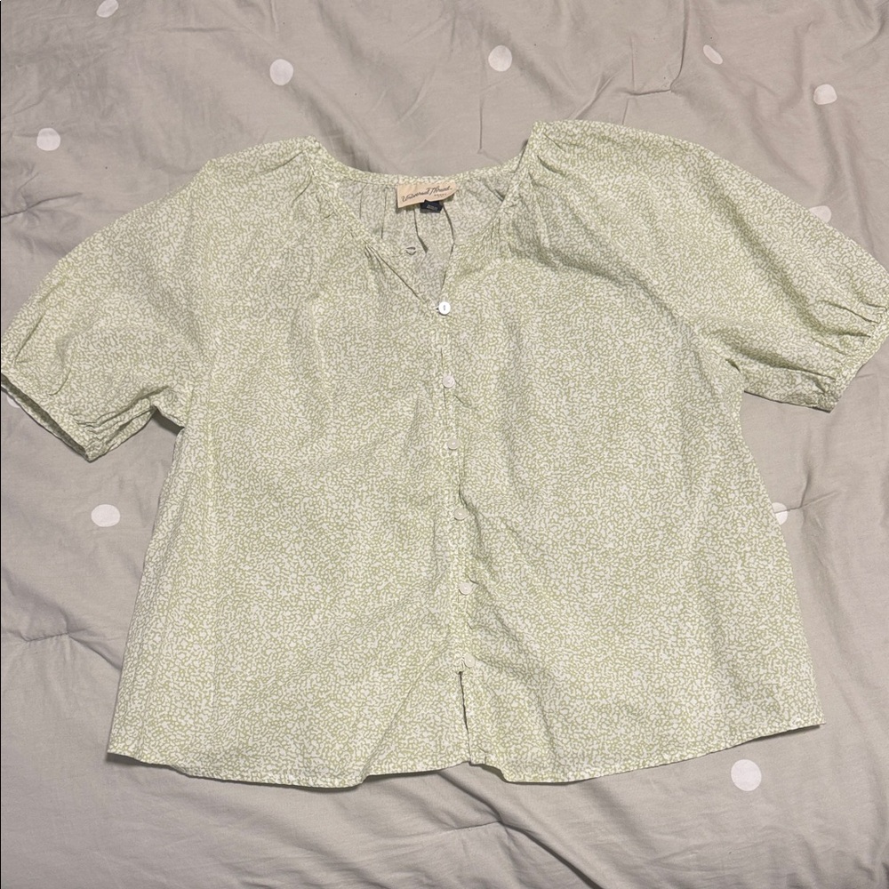 Universal Thread Light Green Blouse - image 1
